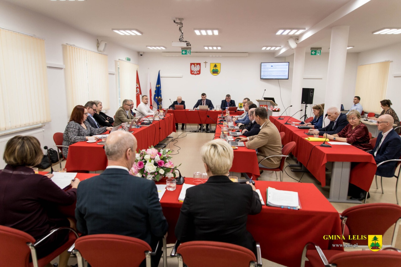 Budżetowa sesja Rady Gminy Lelis [30.12.2025] - zdjęcie #20 - eOstroleka.pl
