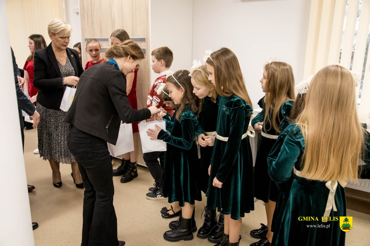 Budżetowa sesja Rady Gminy Lelis [30.12.2025] - zdjęcie #17 - eOstroleka.pl