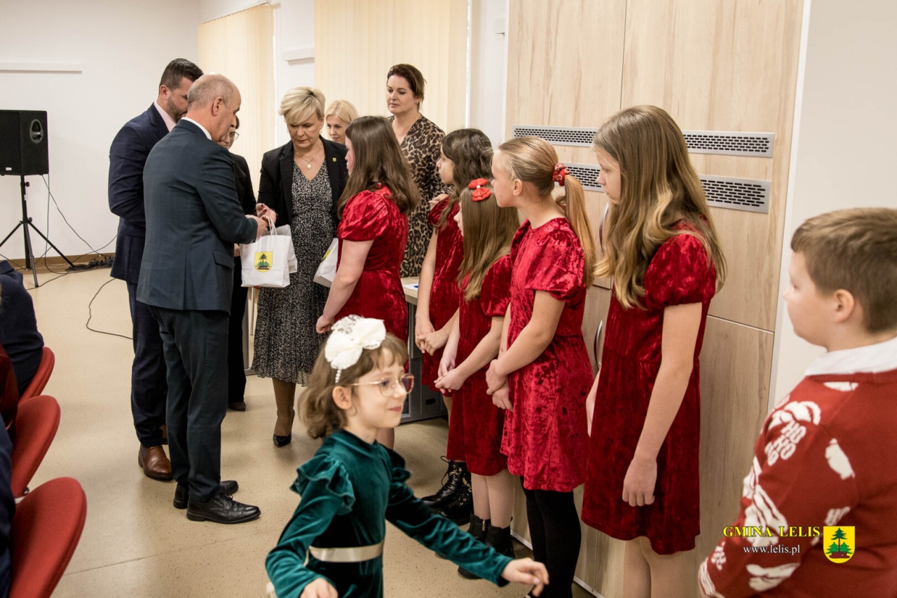 Budżetowa sesja Rady Gminy Lelis [30.12.2025] - zdjęcie #14 - eOstroleka.pl