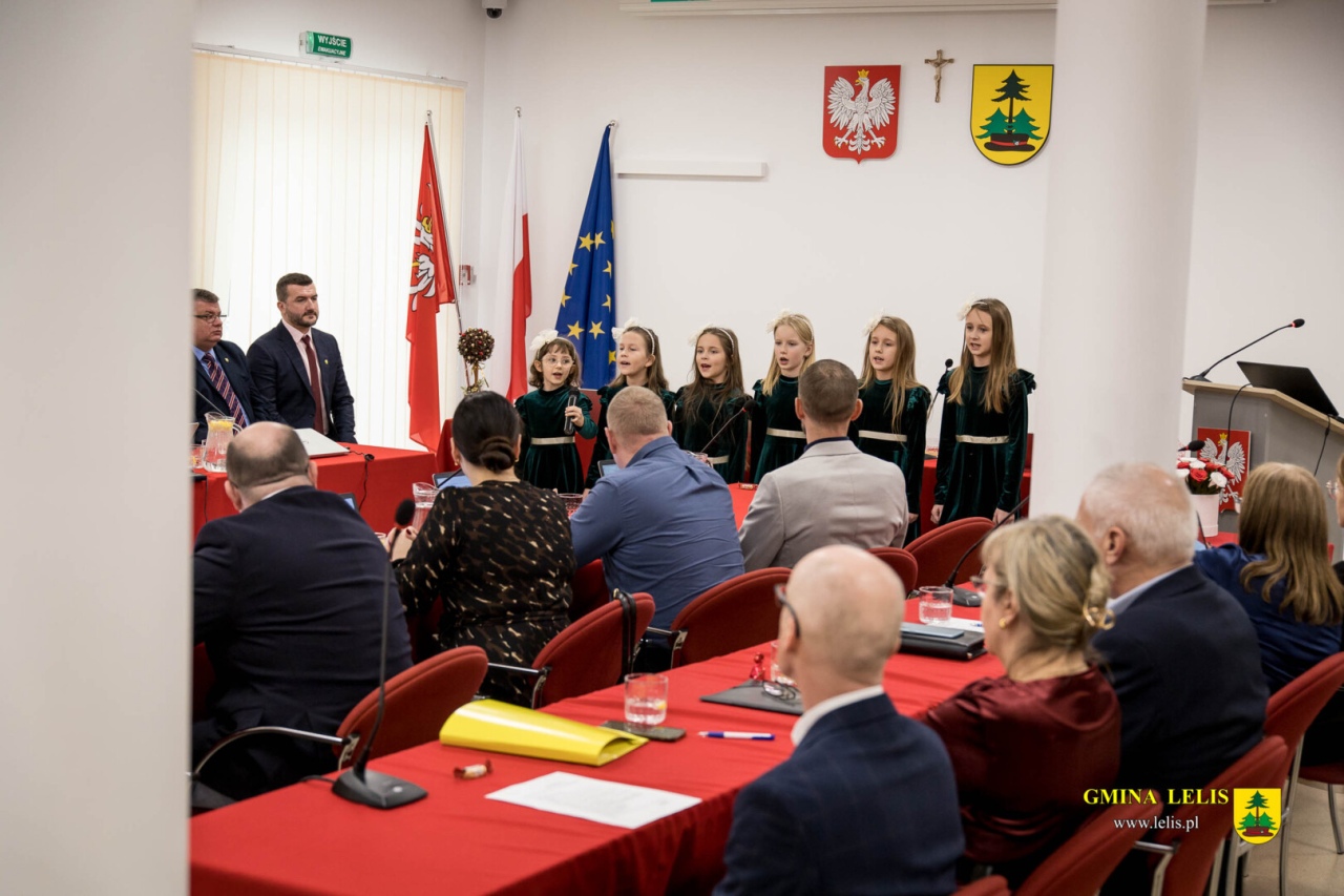 Budżetowa sesja Rady Gminy Lelis [30.12.2025] - zdjęcie #8 - eOstroleka.pl