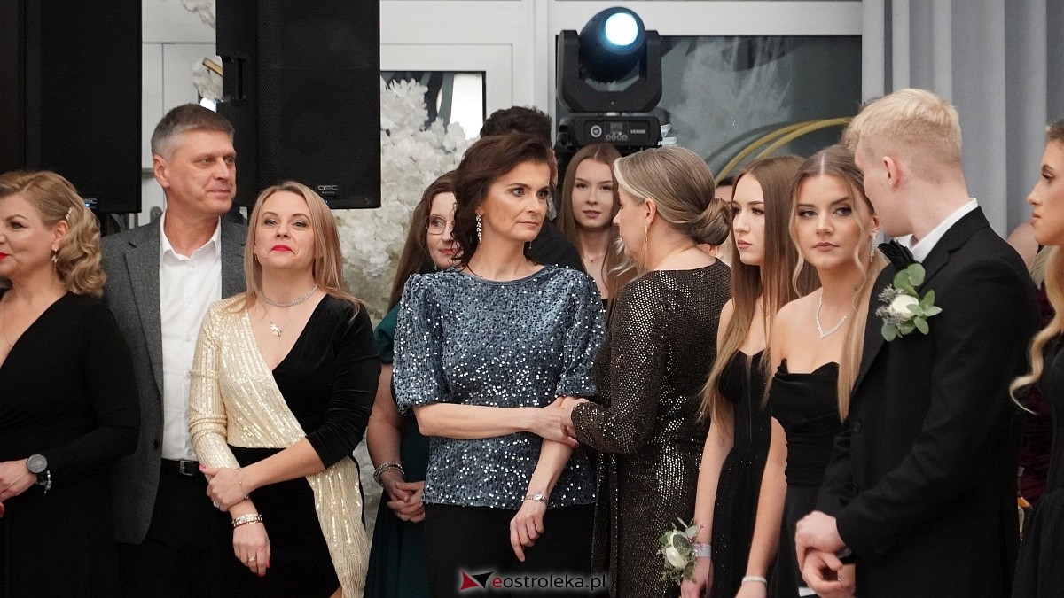 Studniówka III LO w Ostrołęce [03.01.2026] - zdjęcie #534 - eOstroleka.pl