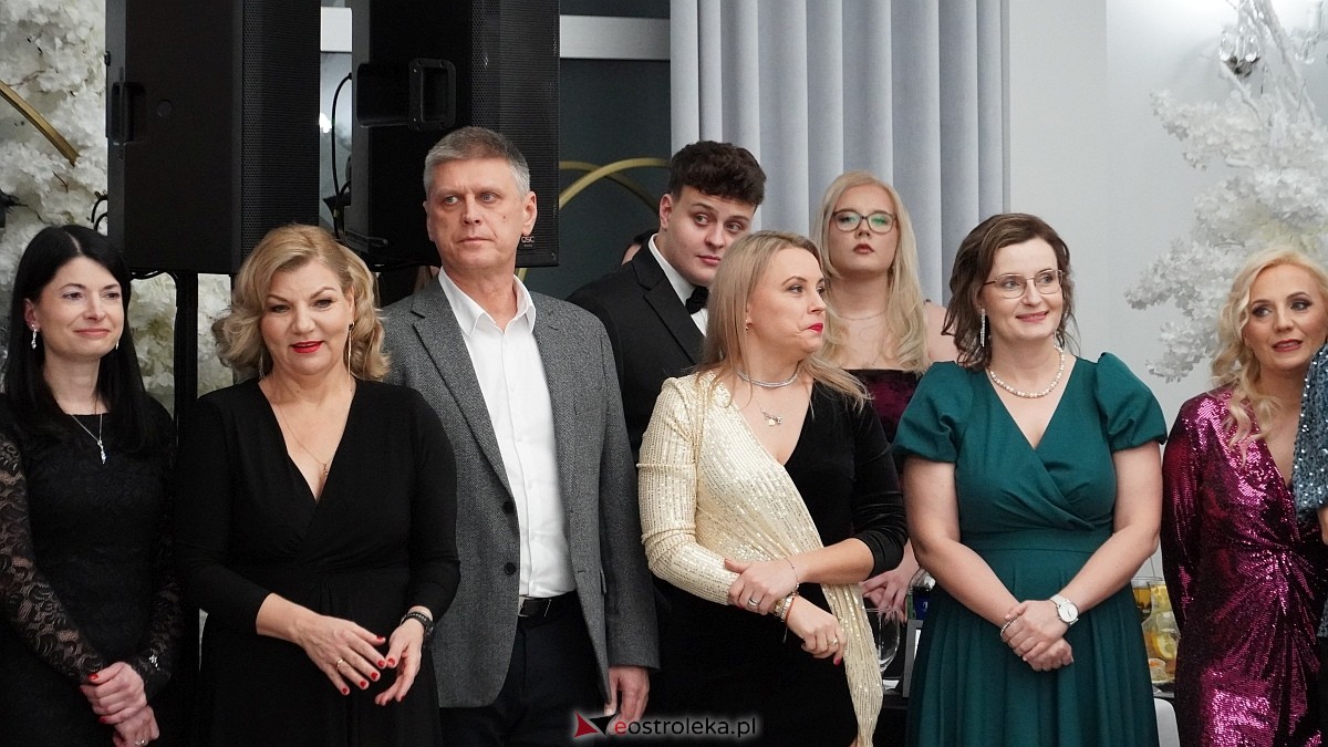 Studniówka III LO w Ostrołęce [03.01.2026] - zdjęcie #508 - eOstroleka.pl