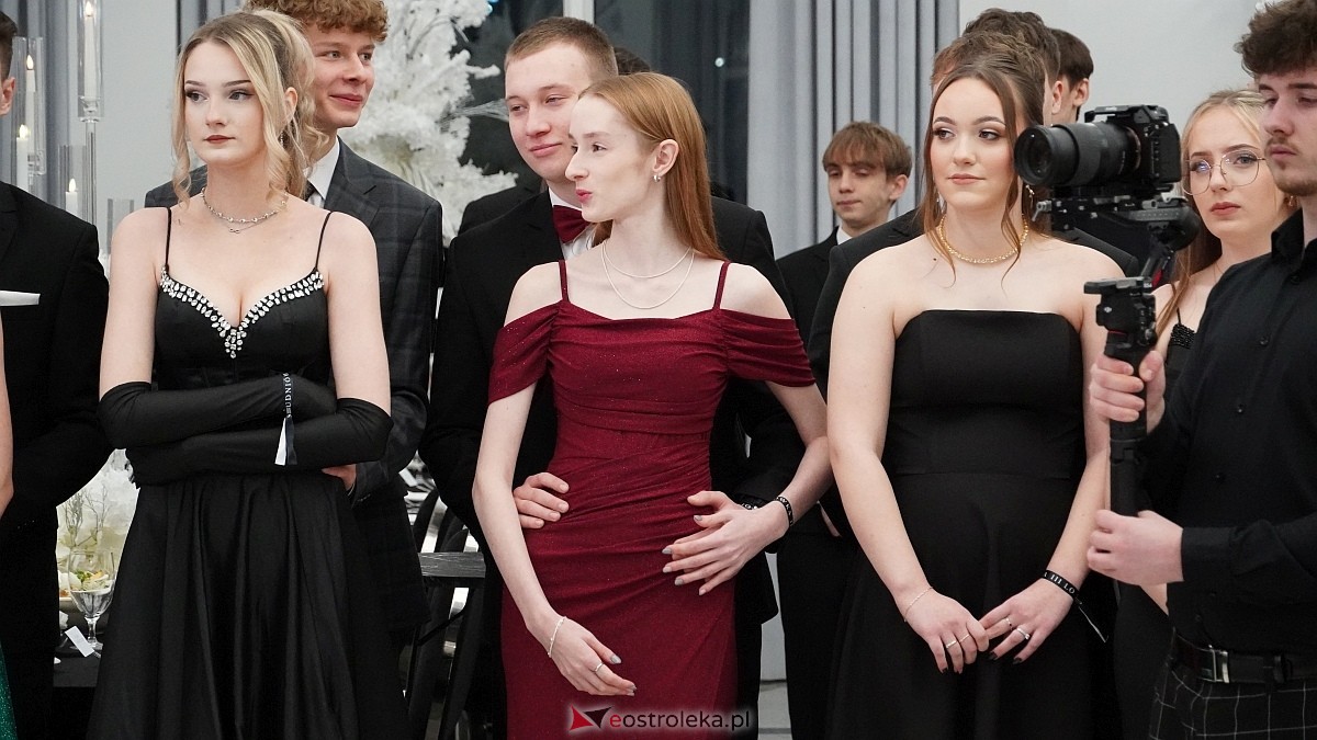 Studniówka III LO w Ostrołęce [03.01.2026] - zdjęcie #502 - eOstroleka.pl