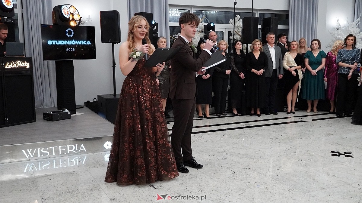 Studniówka III LO w Ostrołęce [03.01.2026] - zdjęcie #500 - eOstroleka.pl