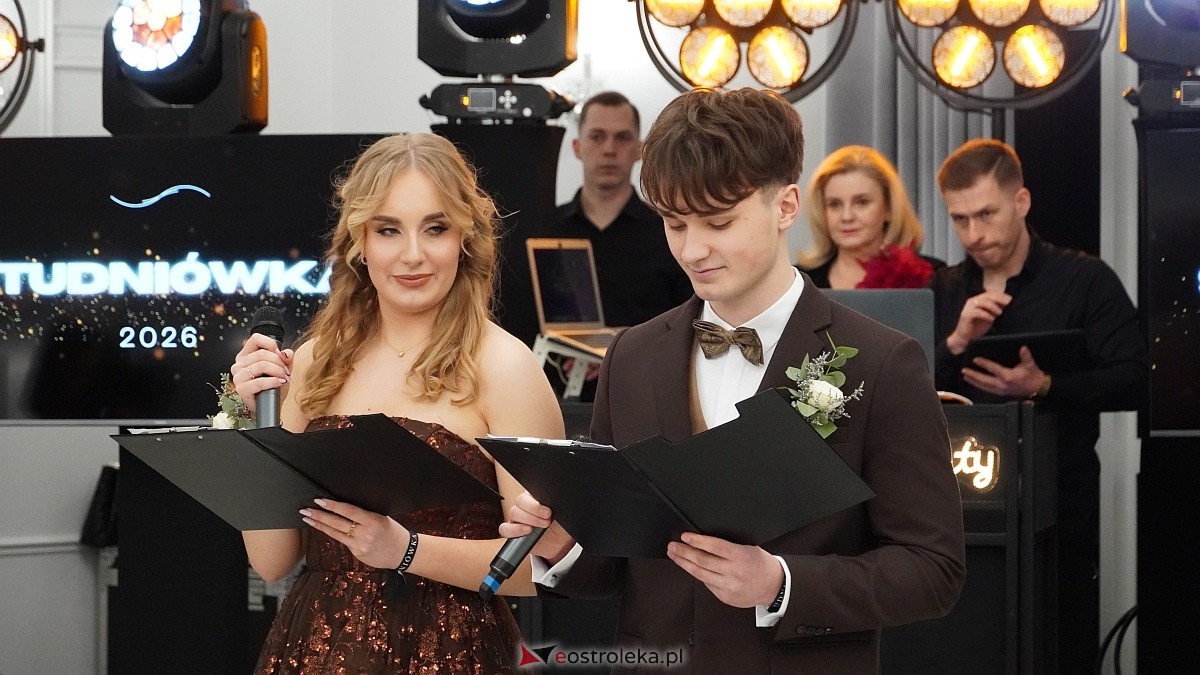 Studniówka III LO w Ostrołęce [03.01.2026] - zdjęcie #484 - eOstroleka.pl