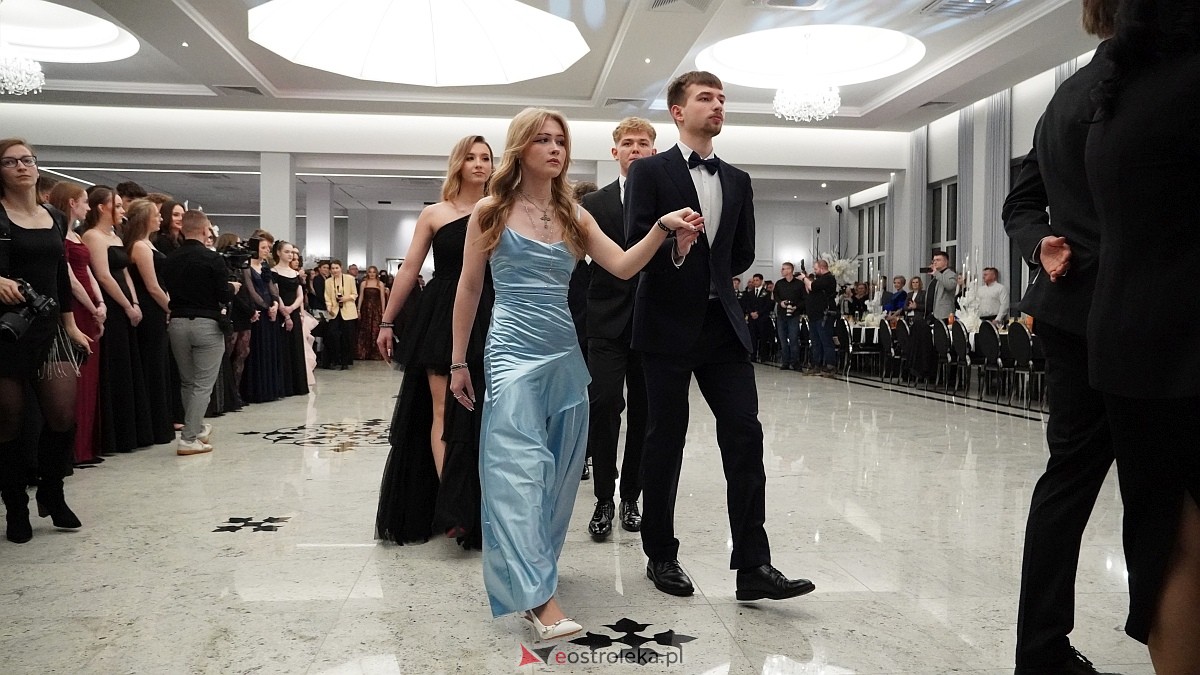 Studniówka III LO w Ostrołęce [03.01.2026] - zdjęcie #518 - eOstroleka.pl