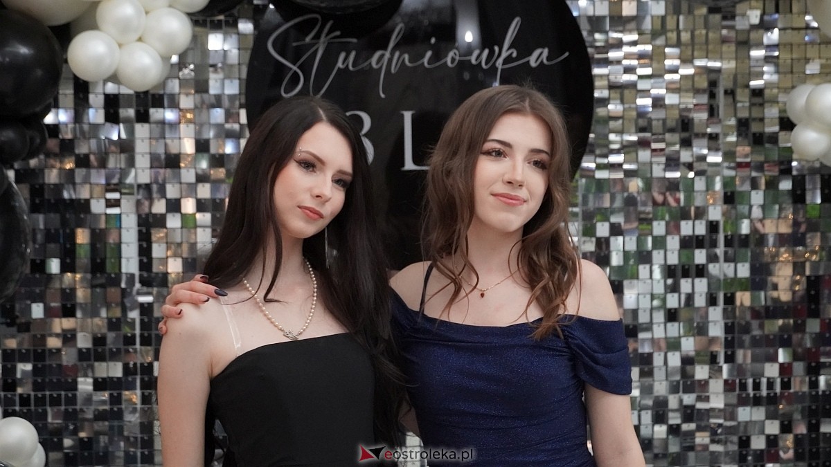 Studniówka III LO w Ostrołęce [03.01.2026] - zdjęcie #262 - eOstroleka.pl