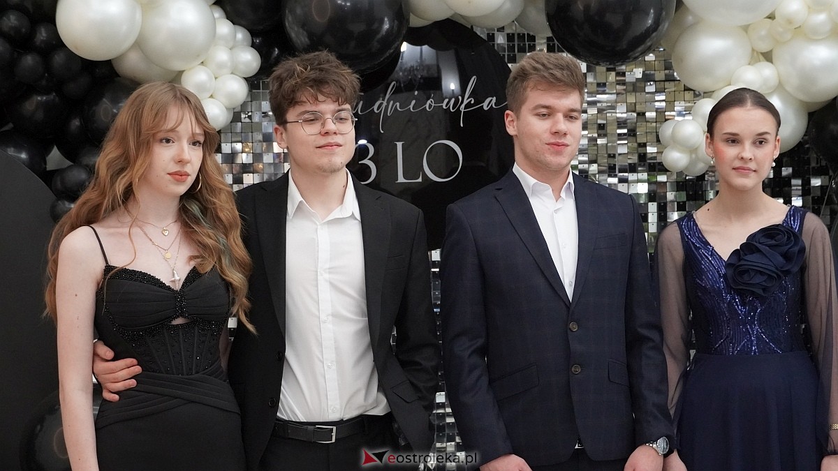 Studniówka III LO w Ostrołęce [03.01.2026] - zdjęcie #232 - eOstroleka.pl