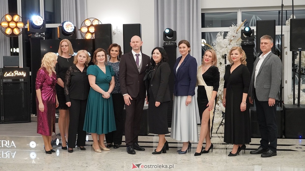 Studniówka III LO w Ostrołęce [03.01.2026] - zdjęcie #221 - eOstroleka.pl