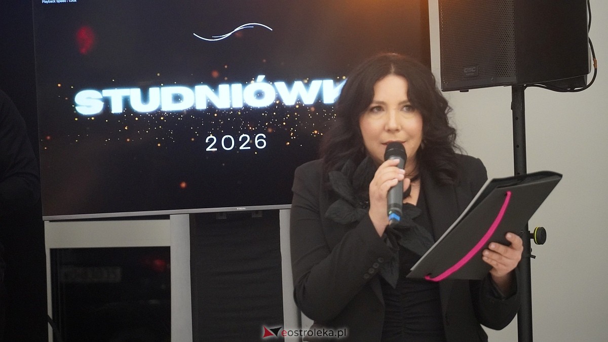 Studniówka III LO w Ostrołęce [03.01.2026] - zdjęcie #371 - eOstroleka.pl