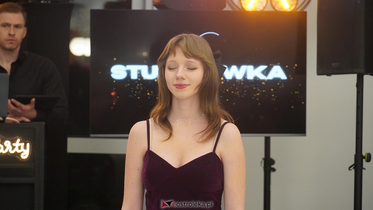 Studniówka III LO w Ostrołęce [03.01.2026] - zdjęcie #329 - eOstroleka.pl