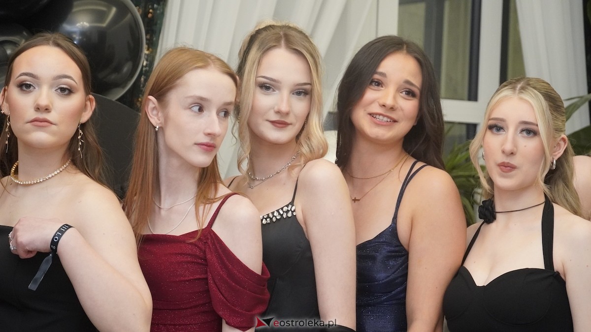 Studniówka III LO w Ostrołęce [03.01.2026] - zdjęcie #167 - eOstroleka.pl