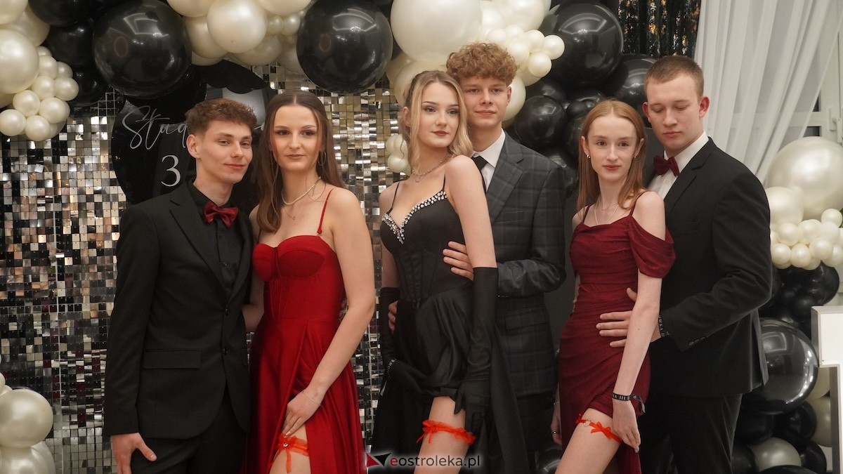 Studniówka III LO w Ostrołęce [03.01.2026] - zdjęcie #157 - eOstroleka.pl