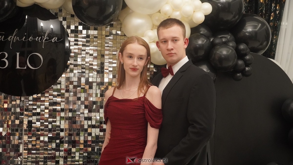 Studniówka III LO w Ostrołęce [03.01.2026] - zdjęcie #152 - eOstroleka.pl