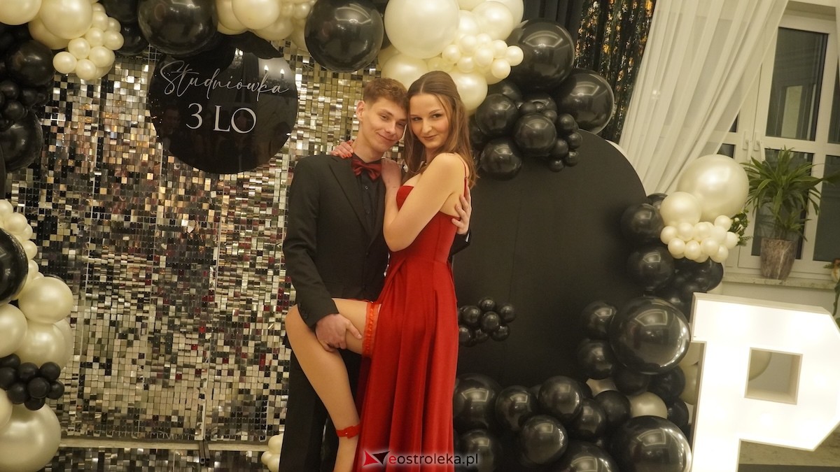 Studniówka III LO w Ostrołęce [03.01.2026] - zdjęcie #150 - eOstroleka.pl