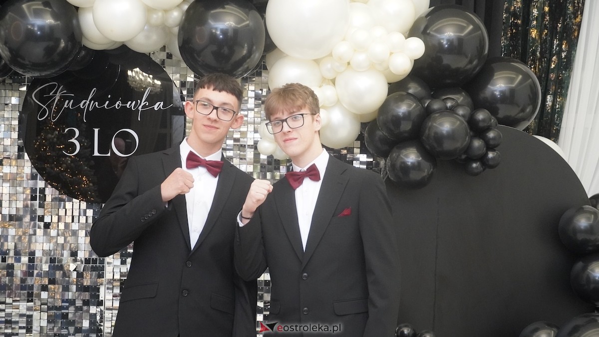 Studniówka III LO w Ostrołęce [03.01.2026] - zdjęcie #141 - eOstroleka.pl