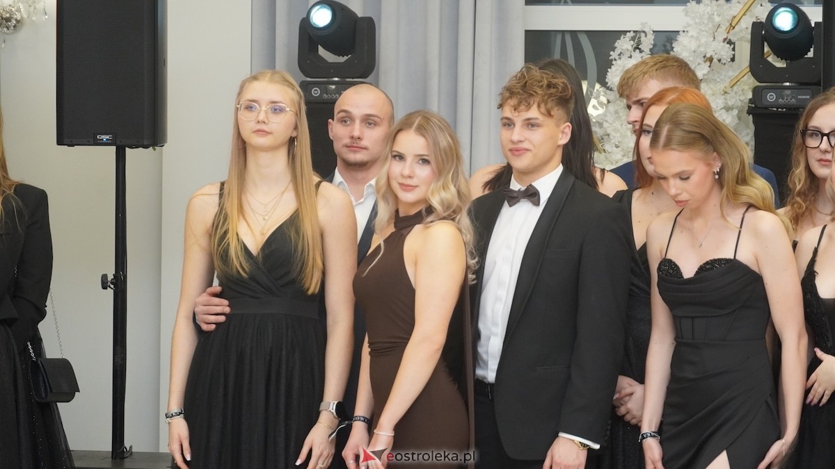 Studniówka III LO w Ostrołęce [03.01.2026] - zdjęcie #134 - eOstroleka.pl