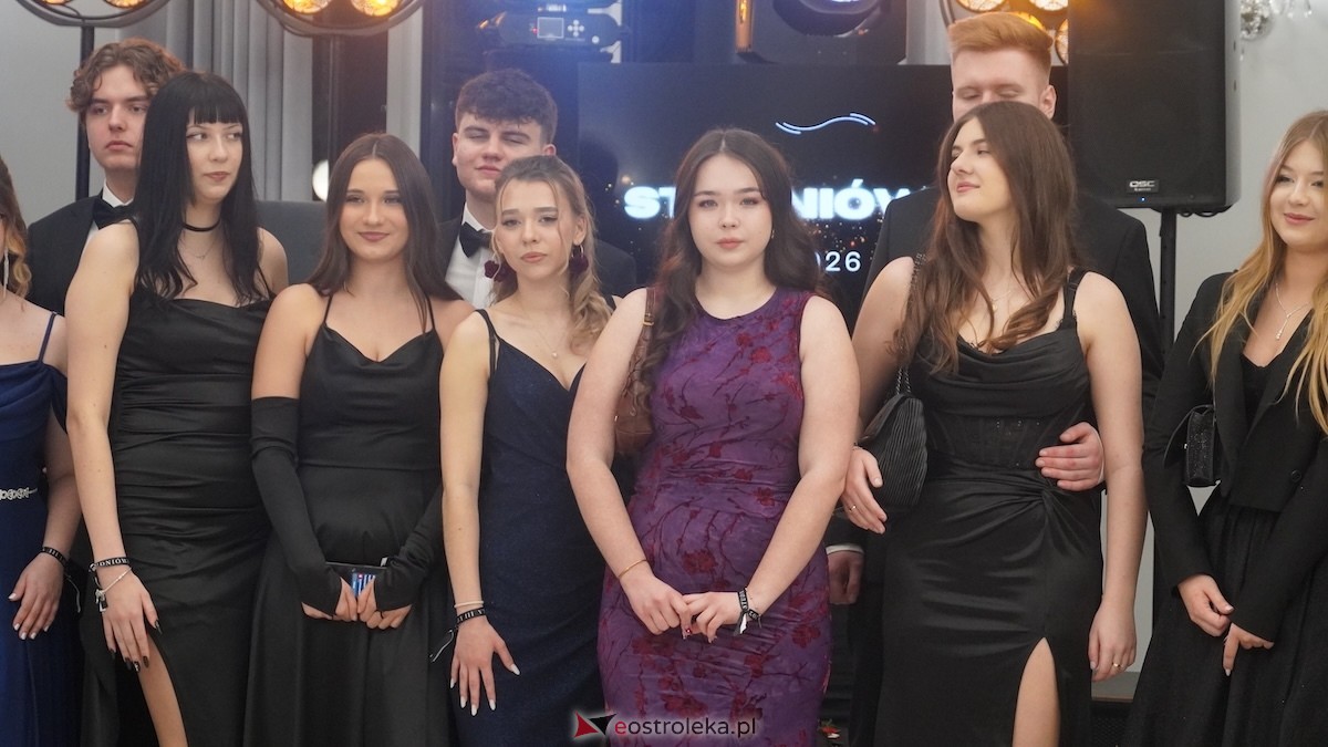 Studniówka III LO w Ostrołęce [03.01.2026] - zdjęcie #133 - eOstroleka.pl