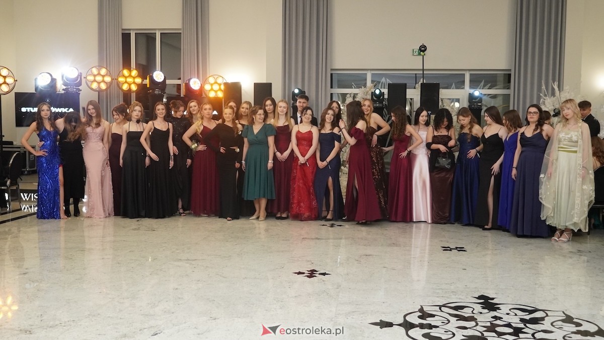 Studniówka III LO w Ostrołęce [03.01.2026] - zdjęcie #112 - eOstroleka.pl