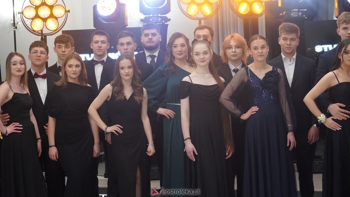 Studniówka III LO w Ostrołęce [03.01.2026] - zdjęcie #82 - eOstroleka.pl