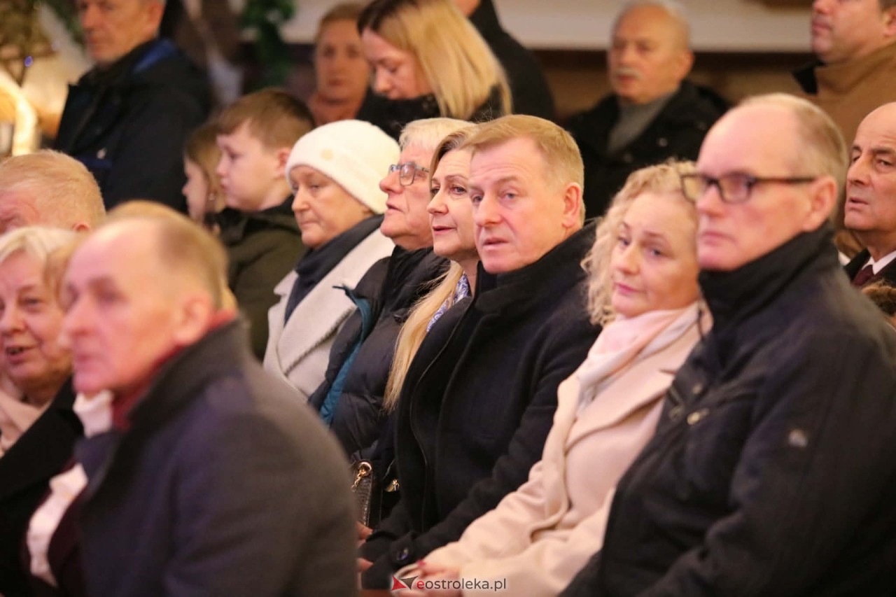 Koncert noworoczny grupy Zagórzańska Siła w Łęgu Starościńskim [04.01.2026] - zdjęcie #26 - eOstroleka.pl