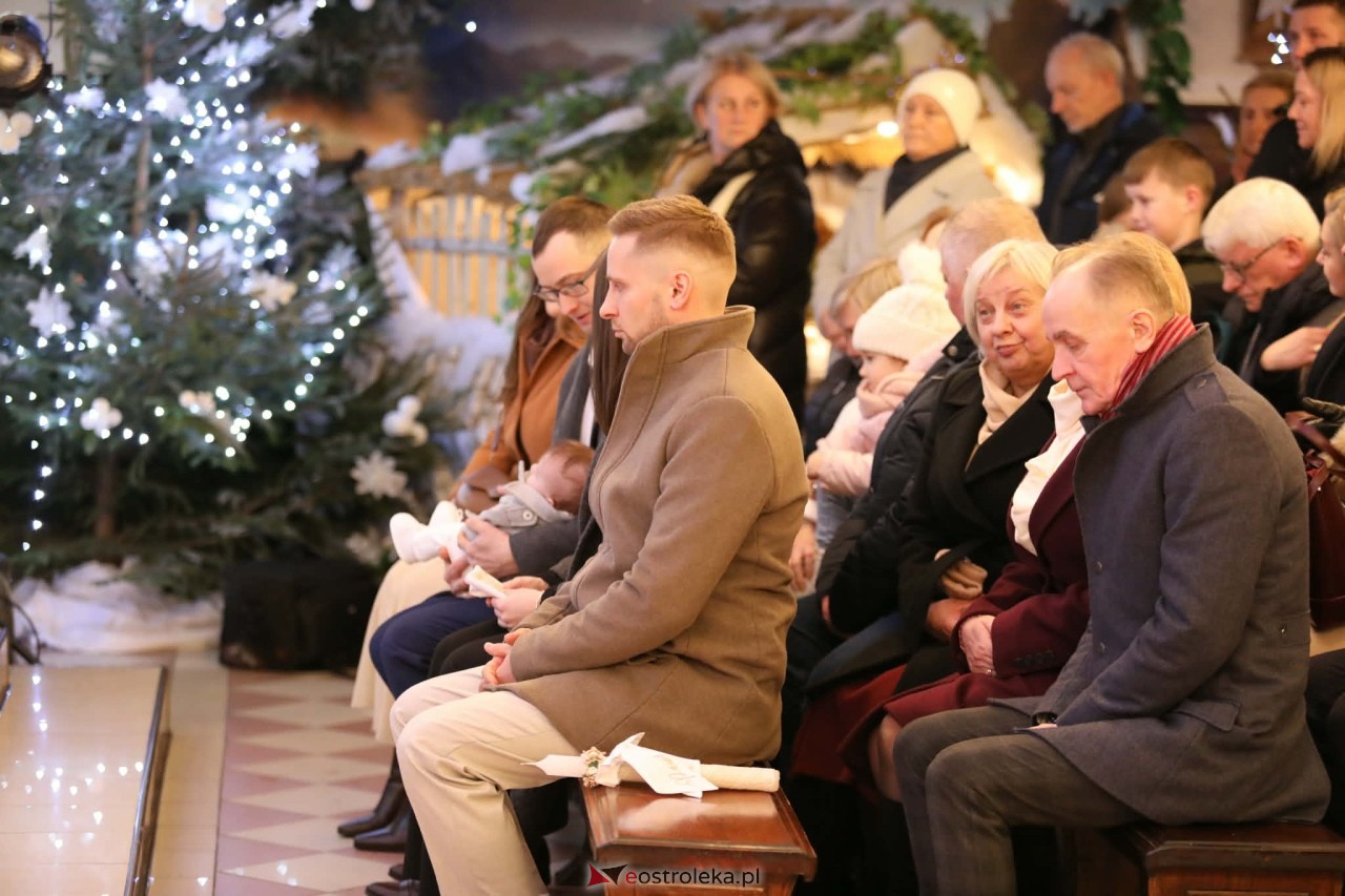 Koncert noworoczny grupy Zagórzańska Siła w Łęgu Starościńskim [04.01.2026] - zdjęcie #25 - eOstroleka.pl