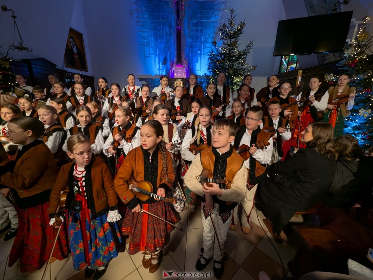 Koncert noworoczny grupy Zagórzańska Siła w Łęgu Starościńskim [04.01.2026] - zdjęcie #22 - eOstroleka.pl