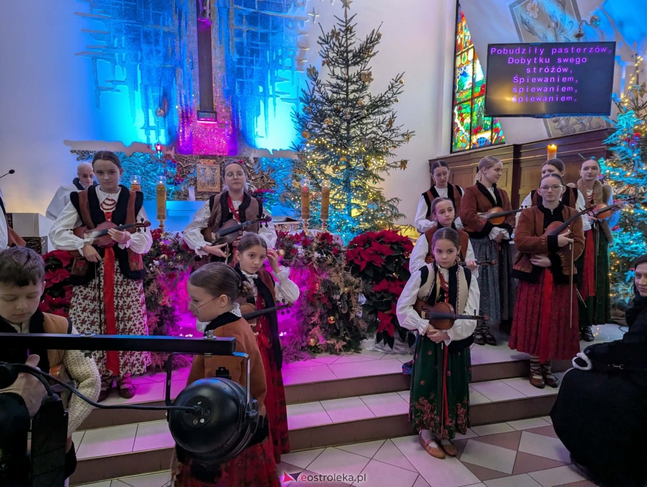 Koncert noworoczny grupy Zagórzańska Siła w Łęgu Starościńskim [04.01.2026] - zdjęcie #16 - eOstroleka.pl