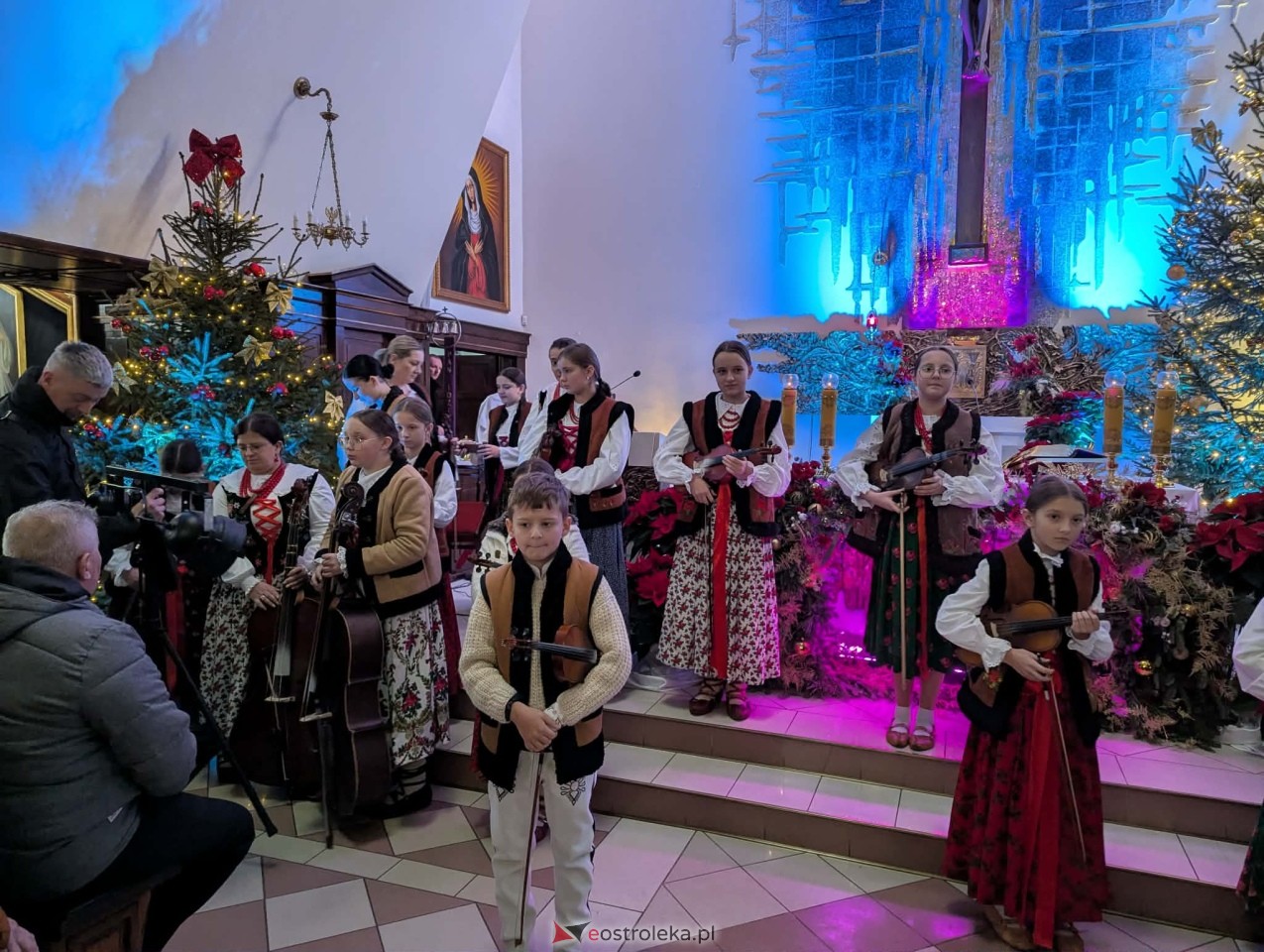 Koncert noworoczny grupy Zagórzańska Siła w Łęgu Starościńskim [04.01.2026] - zdjęcie #2 - eOstroleka.pl