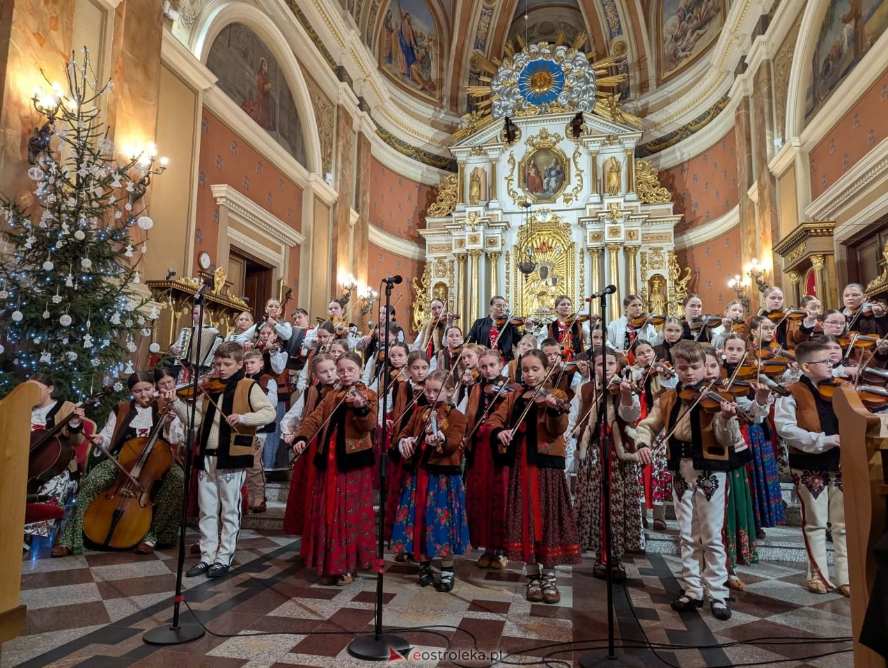 Zagórzańska Siła w Kadzidle - koncert noworoczny [04.01.2026] - zdjęcie #15 - eOstroleka.pl