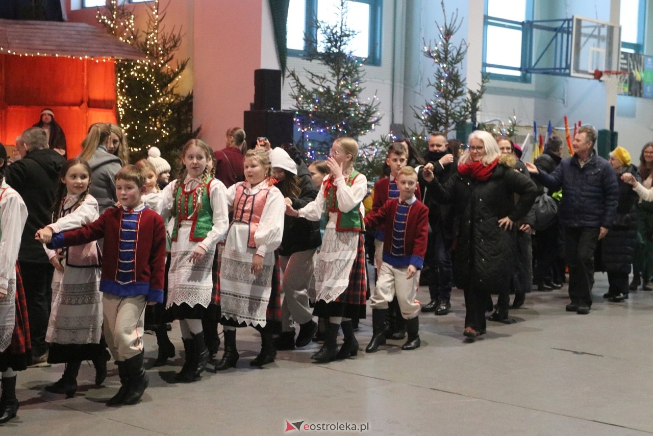 Orszak Trzech Króli 2026 w Ostrołęce [6.01.2026] - zdjęcie #21 - eOstroleka.pl