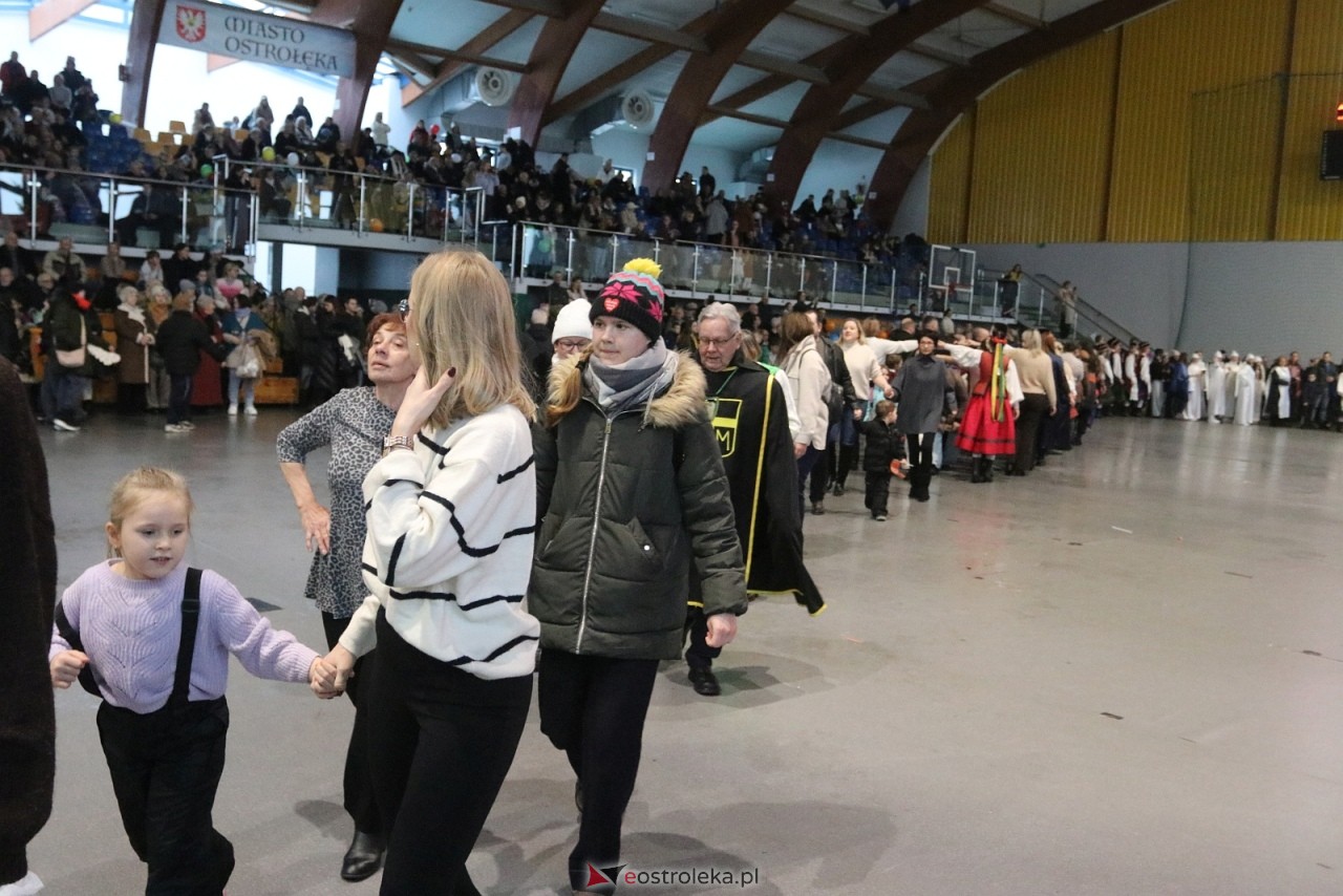 Orszak Trzech Króli 2026 w Ostrołęce [6.01.2026] - zdjęcie #13 - eOstroleka.pl