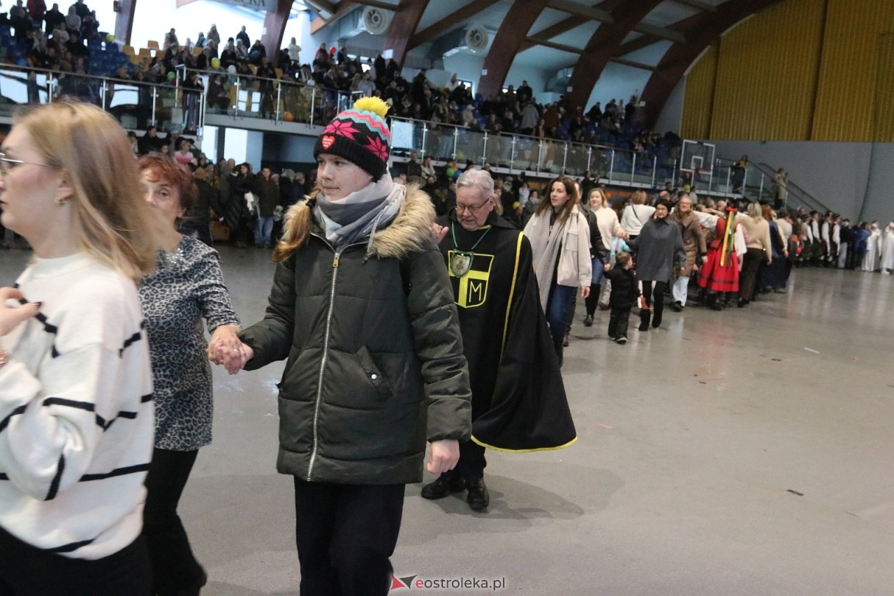 Orszak Trzech Króli 2026 w Ostrołęce [6.01.2026] - zdjęcie #12 - eOstroleka.pl