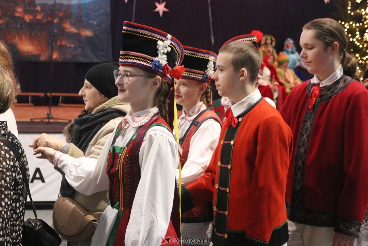 Orszak Trzech Króli 2026 w Ostrołęce [6.01.2026] - zdjęcie #6 - eOstroleka.pl