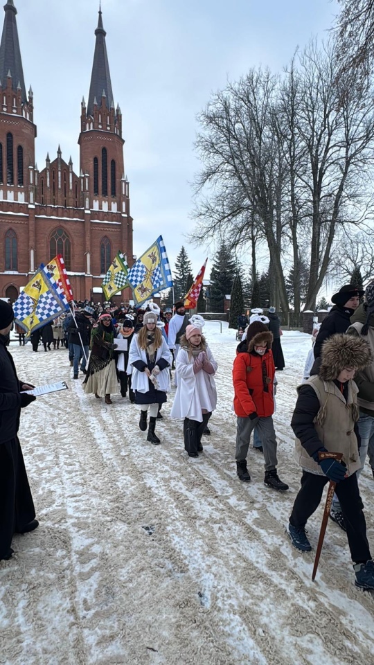 Orszak Trzech Króli w Baranowie [6.01.2026] - zdjęcie #29 - eOstroleka.pl