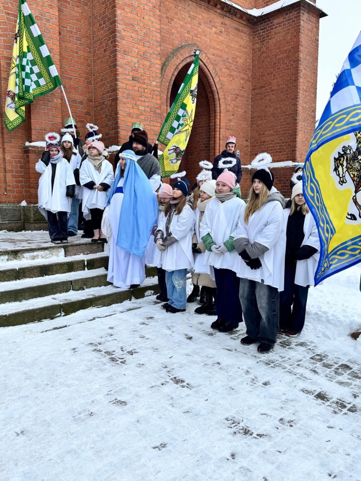 Orszak Trzech Króli w Baranowie [6.01.2026] - zdjęcie #27 - eOstroleka.pl