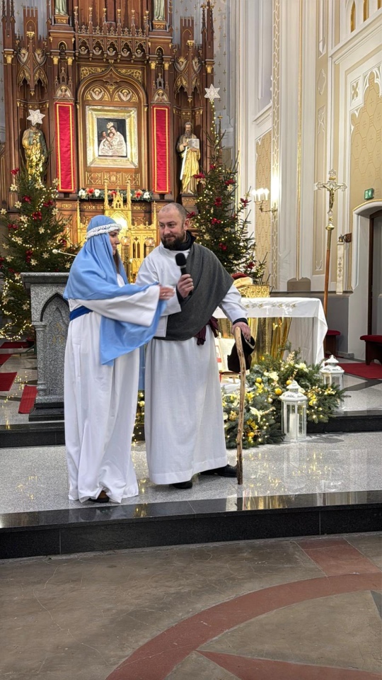 Orszak Trzech Króli w Baranowie [6.01.2026] - zdjęcie #26 - eOstroleka.pl