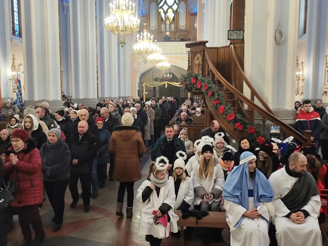 Orszak Trzech Króli w Baranowie [6.01.2026] - zdjęcie #23 - eOstroleka.pl