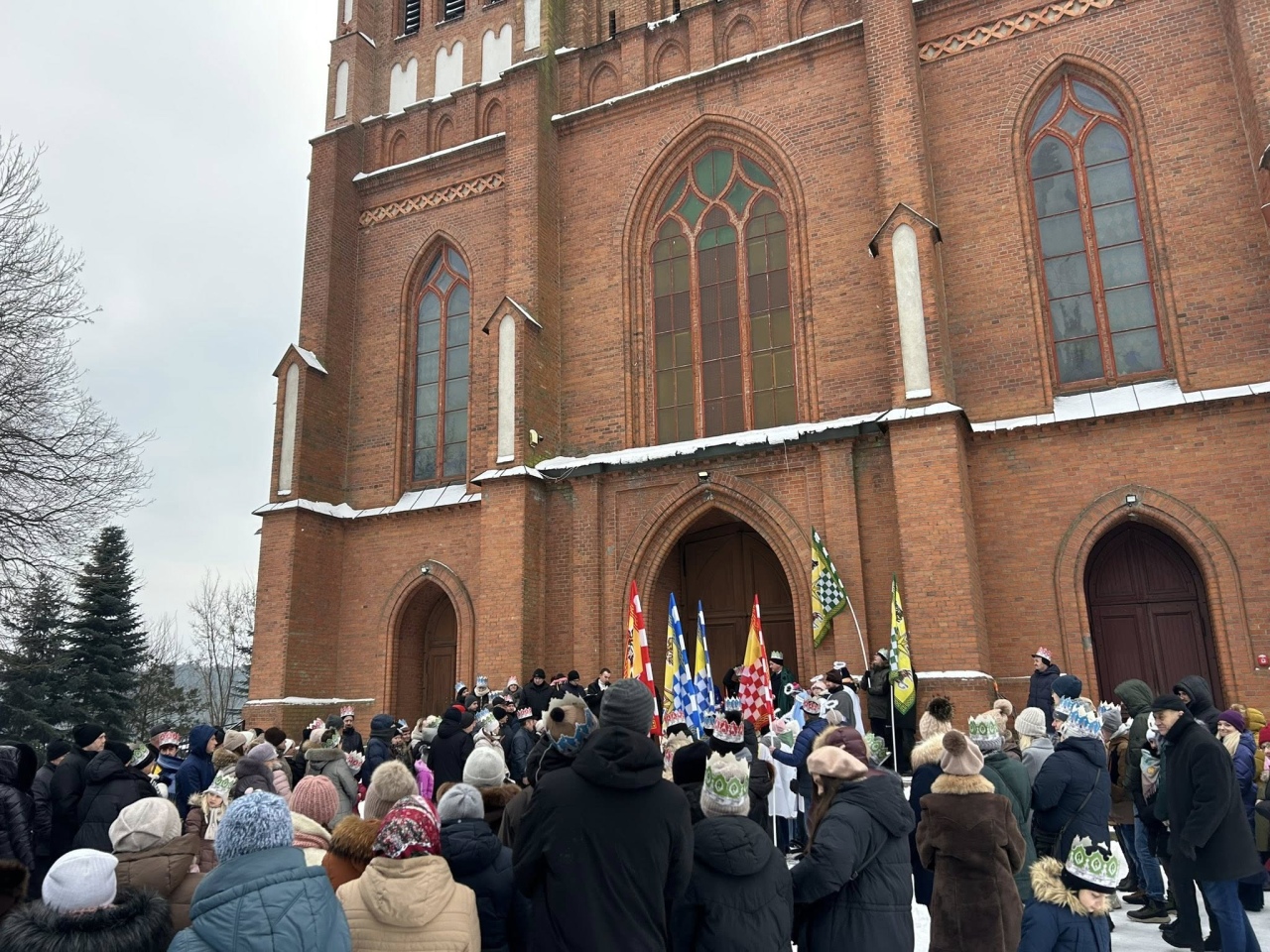 Orszak Trzech Króli w Baranowie [6.01.2026] - zdjęcie #21 - eOstroleka.pl