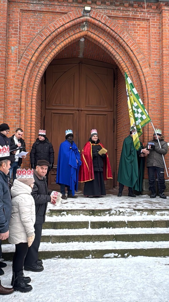 Orszak Trzech Króli w Baranowie [6.01.2026] - zdjęcie #19 - eOstroleka.pl