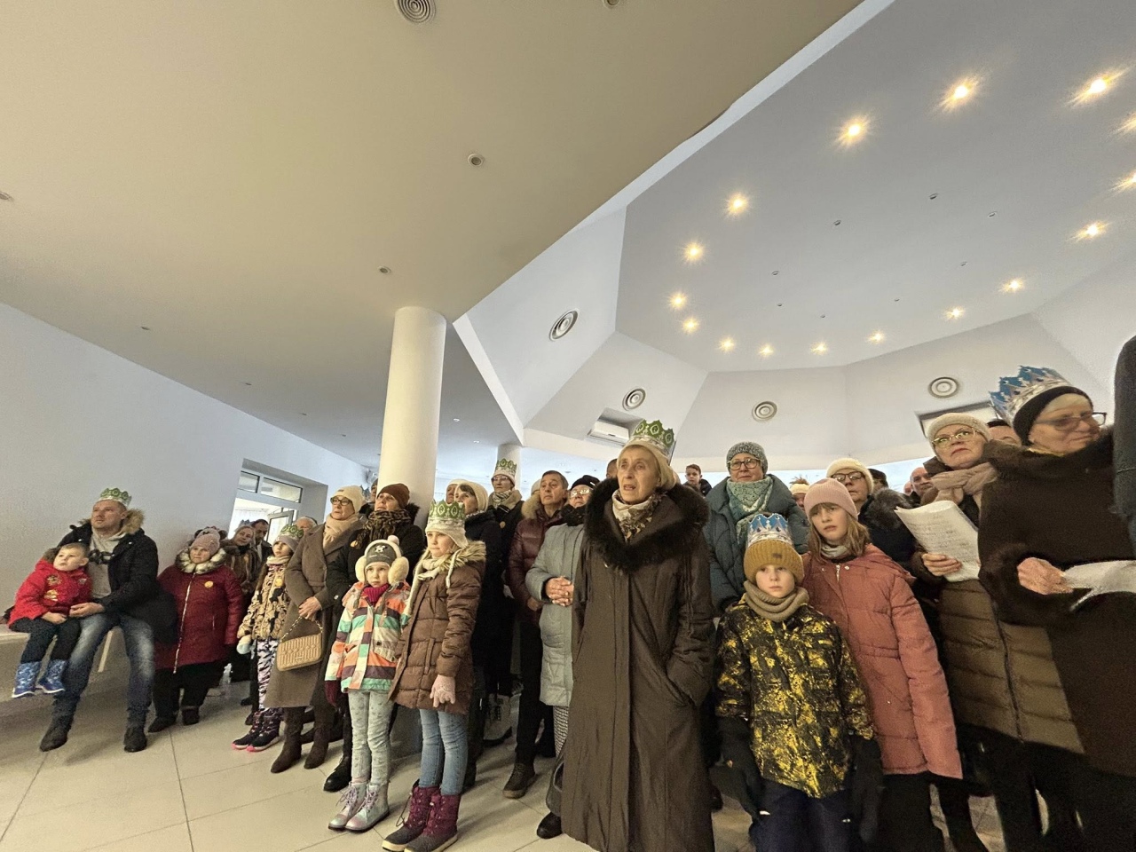 Orszak Trzech Króli w Baranowie [6.01.2026] - zdjęcie #8 - eOstroleka.pl