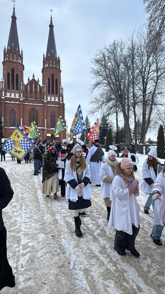 Orszak Trzech Króli w Baranowie [6.01.2026] - zdjęcie #2 - eOstroleka.pl