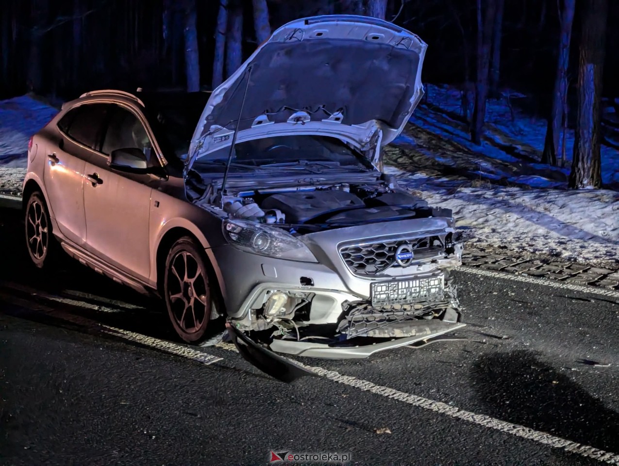 Karambol w Szwendrowym Moście [08.01.2026] - zdjęcie #10 - eOstroleka.pl