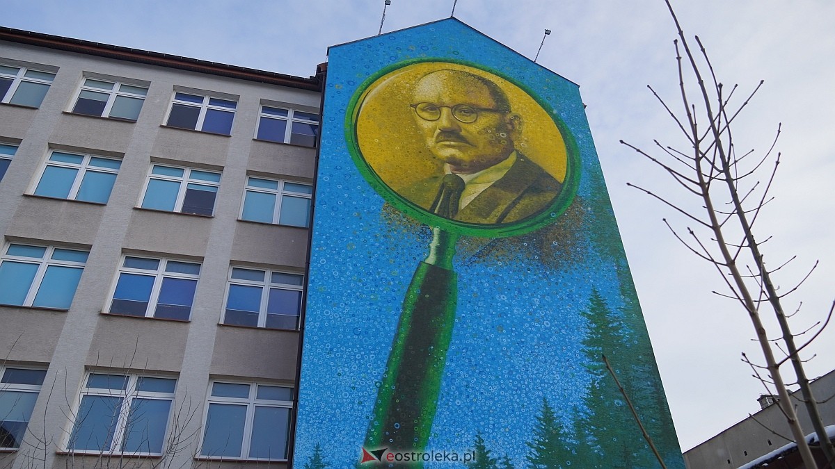 Nowy symbol na wjeździe do Ostrołęki. Mural Adama Chętnika oficjalnie odsłonięty! [09.01.2026] - zdjęcie #50 - eOstroleka.pl
