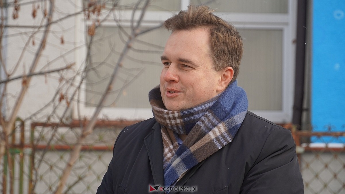 Nowy symbol na wjeździe do Ostrołęki. Mural Adama Chętnika oficjalnie odsłonięty! [09.01.2026] - zdjęcie #34 - eOstroleka.pl