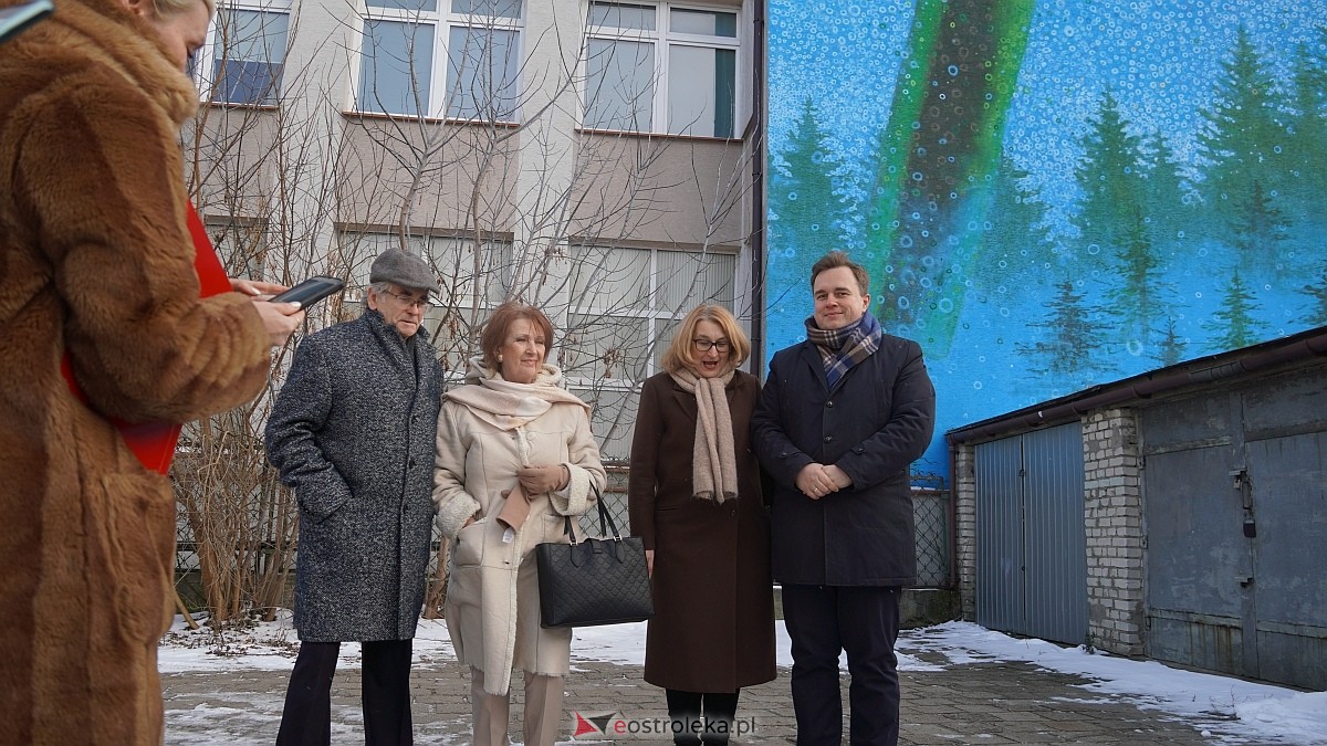 Nowy symbol na wjeździe do Ostrołęki. Mural Adama Chętnika oficjalnie odsłonięty! [09.01.2026] - zdjęcie #32 - eOstroleka.pl