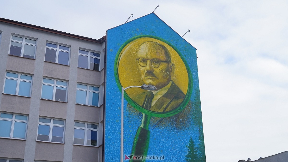 Nowy symbol na wjeździe do Ostrołęki. Mural Adama Chętnika oficjalnie odsłonięty! [09.01.2026] - zdjęcie #30 - eOstroleka.pl