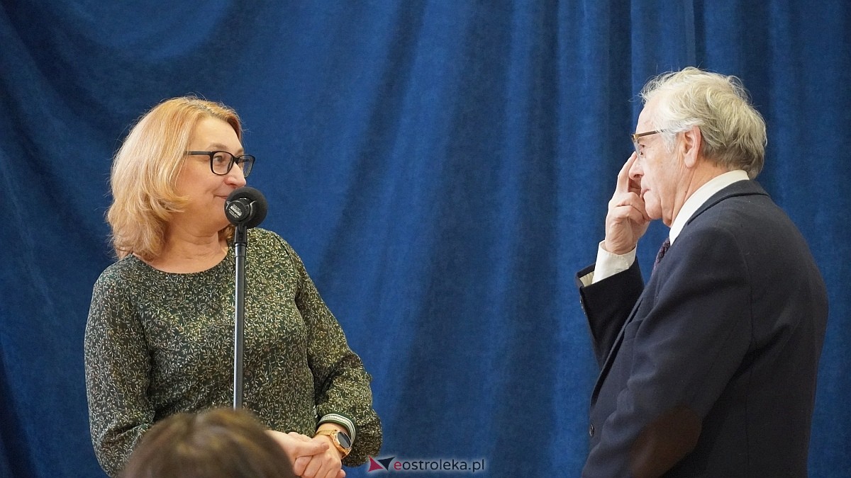 Nowy symbol na wjeździe do Ostrołęki. Mural Adama Chętnika oficjalnie odsłonięty! [09.01.2026] - zdjęcie #4 - eOstroleka.pl