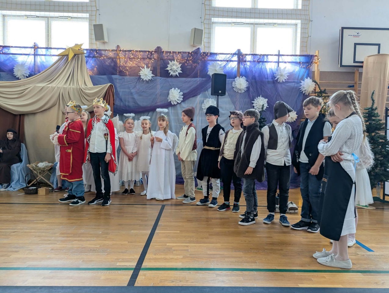 Jasełka i spotkanie pokoleń w Czerwinie [09.01.2026] - zdjęcie #19 - eOstroleka.pl