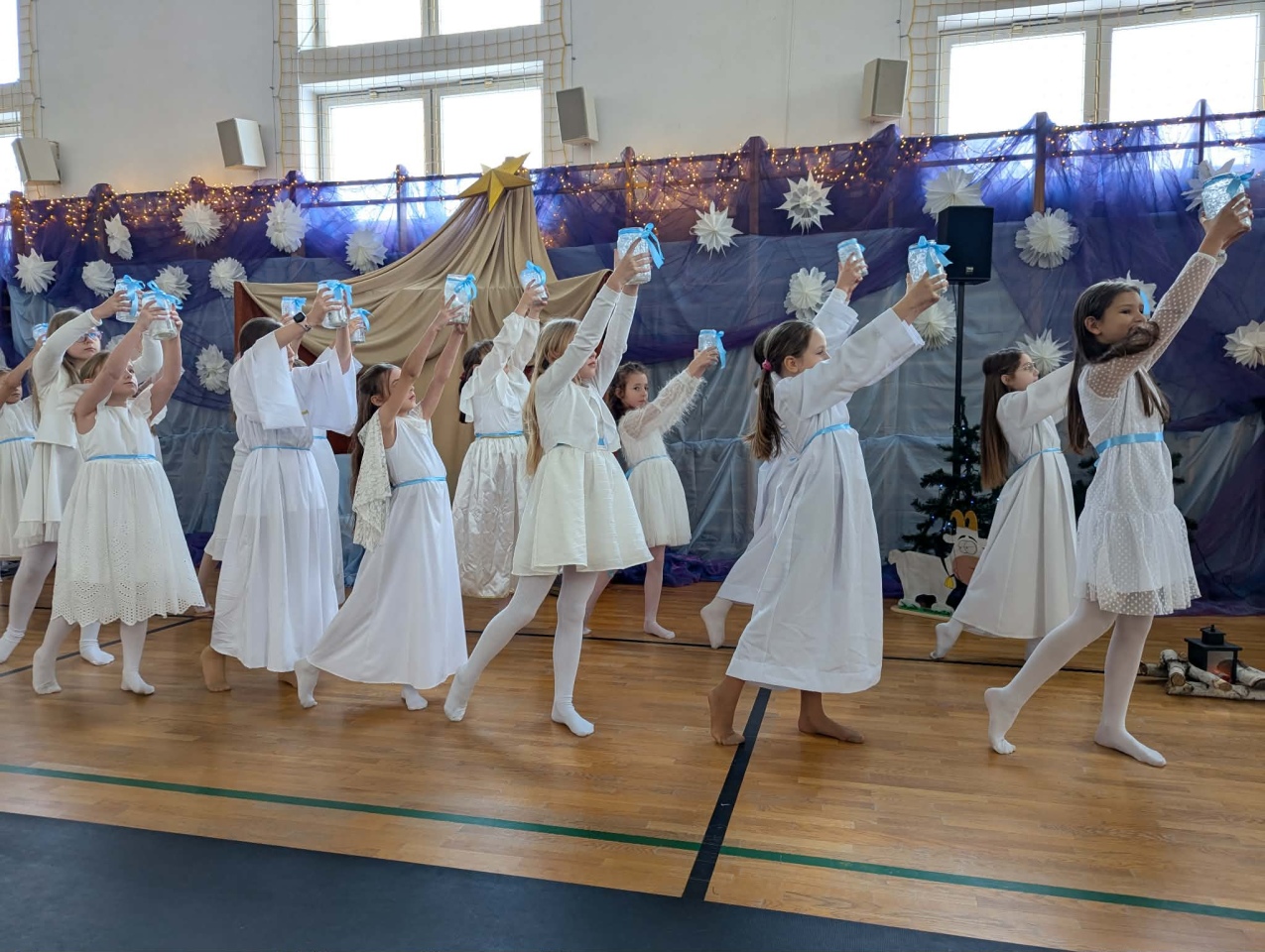 Jasełka i spotkanie pokoleń w Czerwinie [09.01.2026] - zdjęcie #12 - eOstroleka.pl